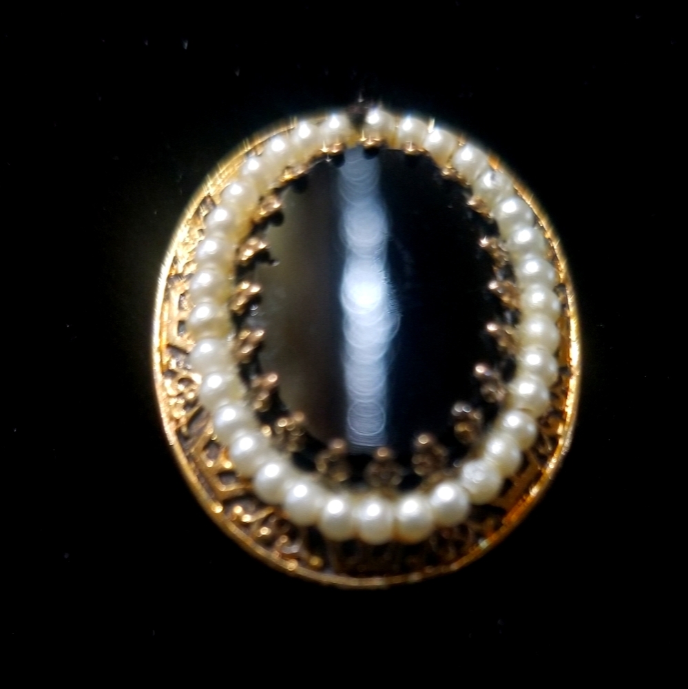 Vintage Black Onyx and Seed Pearl Pendant / Pin